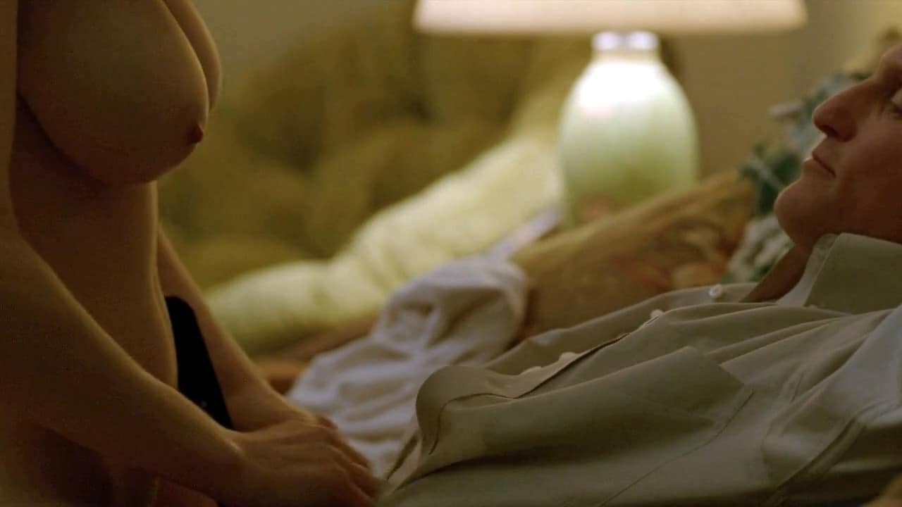 Alexandra-Daddario-sexy-nude-pic.jpg